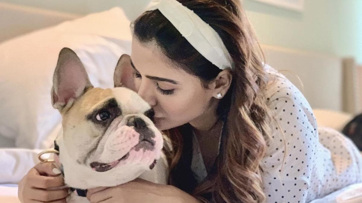 21 Samantha Ruth Prabhu Facts - She has two pet dogs