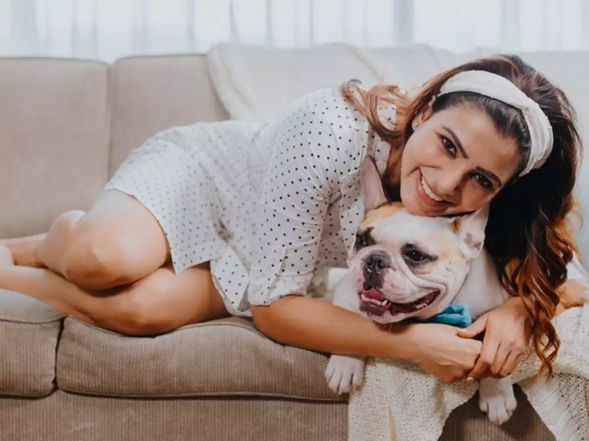21 Samantha Ruth Prabhu Facts - She likes pet dogs