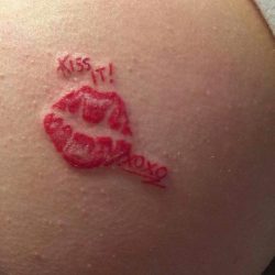 24 sexy butt tattoo - kiss it lip butt tattoo