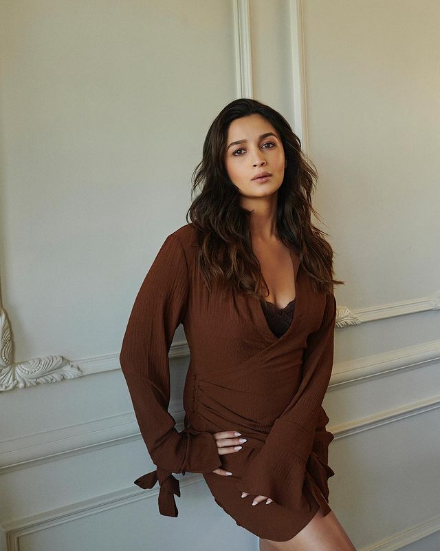 Alia Bhatt Pregnancy Looks- Brown Wrap Dress