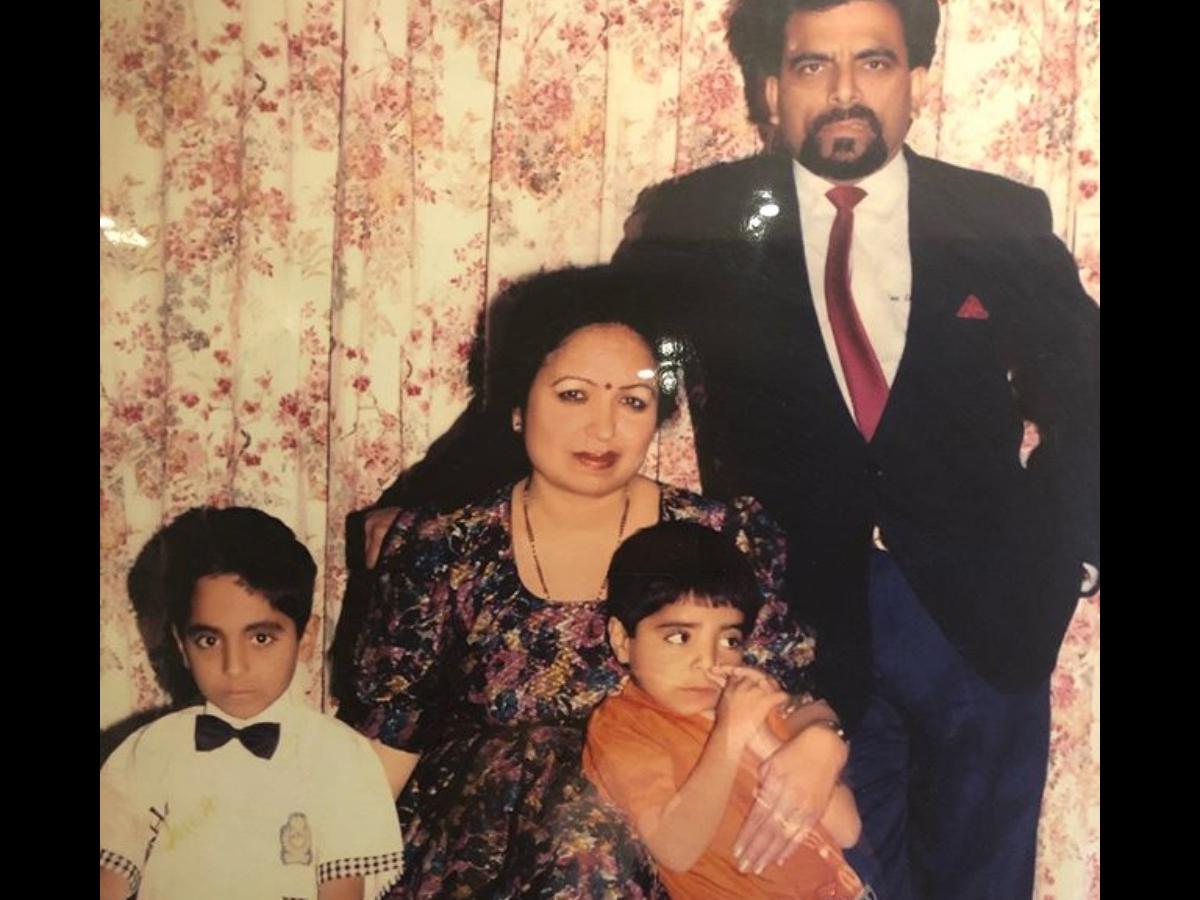 An old picture of Ayushmann Khurana with his family