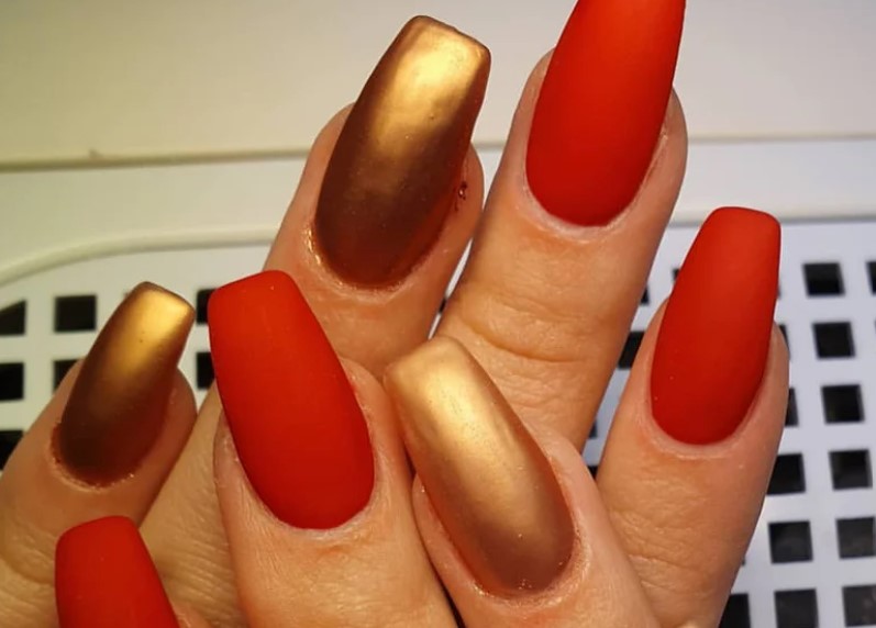 Gold and Red Matte Wedding Nail Art