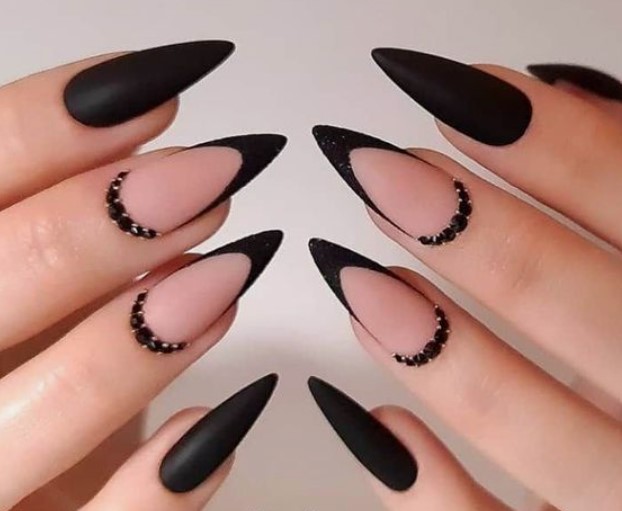 Pointed Black Matte Nail Extension